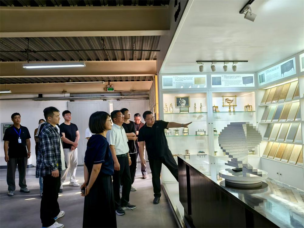 //news.xxmanga.net/__local/1/40/5E/FF49E233DB8A976D7F5EDF54C59_C83DE912_1CE70.jpg //news.xxmanga.net/__local/1/40/5E/FF49E233DB8A976D7F5EDF54C59_C83DE912_1CE70.jpg