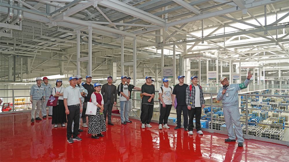 //news.xxmanga.net/__local/4/DF/DB/9C2877787A08BE0DF7686B94C2F_C21F9F04_23E0C.jpg //news.xxmanga.net/__local/4/DF/DB/9C2877787A08BE0DF7686B94C2F_C21F9F04_23E0C.jpg