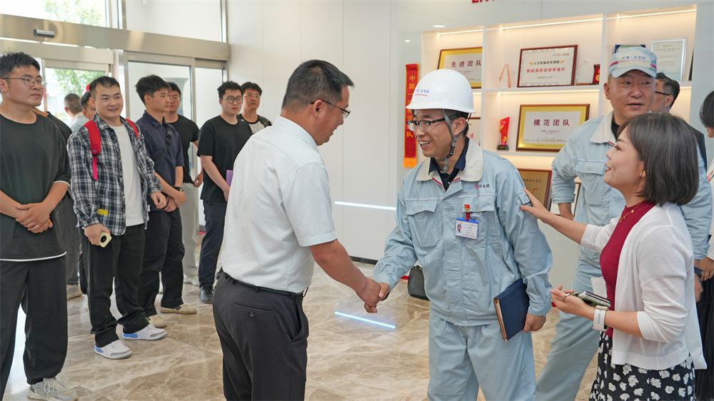 //news.xxmanga.net/__local/D/EF/3F/1D871C7188C99E7EB03FF687A1C_41061896_18AF3.jpg //news.xxmanga.net/__local/D/EF/3F/1D871C7188C99E7EB03FF687A1C_41061896_18AF3.jpg